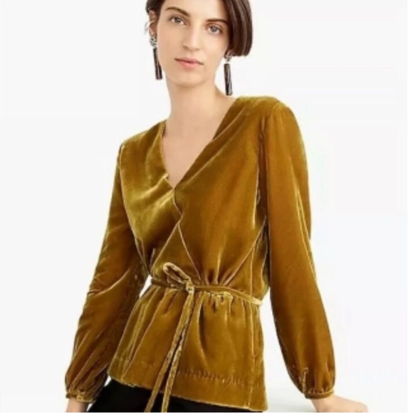 J. Crew Velvet Faux Wrap Blouse Size 4 🍁 - Picture 2 of 10